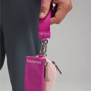 Lululemon - Dual Pouch Wristlet- Colour Pow Pink Tone/Flush Pink nwt